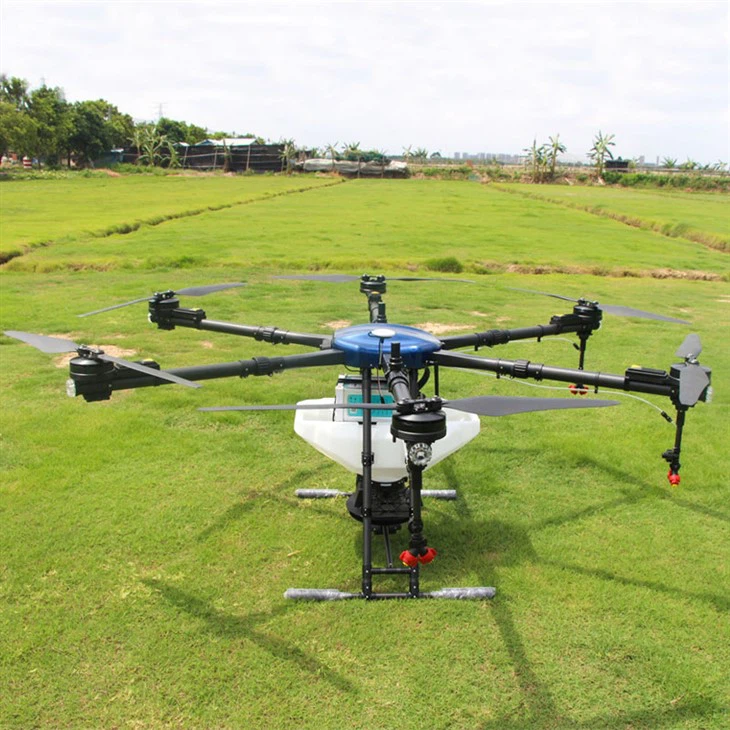 20L striekací dron